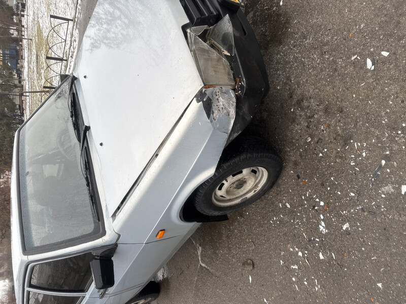 Крыло правое ВАЗ (Lada) 21093  2004 хэтчбек 1.5 Бензин Днепр