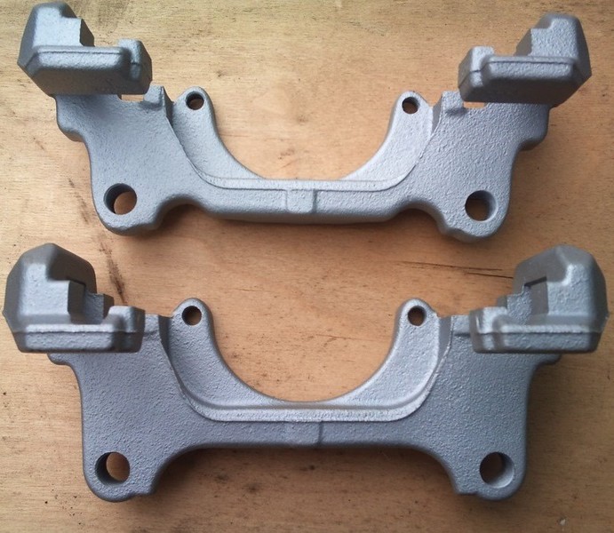 Скоба суппорта переднего 4B0615125A   Audi A6, Audi TT, Skoda Octavia, Skoda Superb, Volkswagen Passat