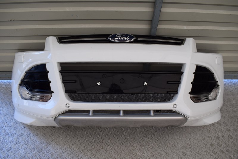 Бампер передний в сборе Ford Kuga 2  2013 1.6 Бензин Новомосковск