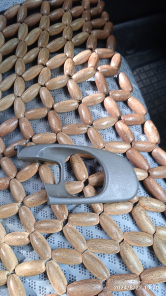 Ручка водительская внутренняя Kia Carens  2001 універсал 1.8 Бензин 