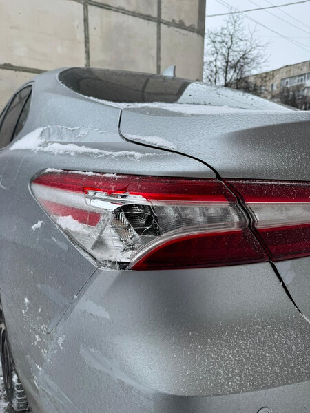 Фонарь задний наружный левый Toyota Camry 70  2020 2.5 Гибрид 