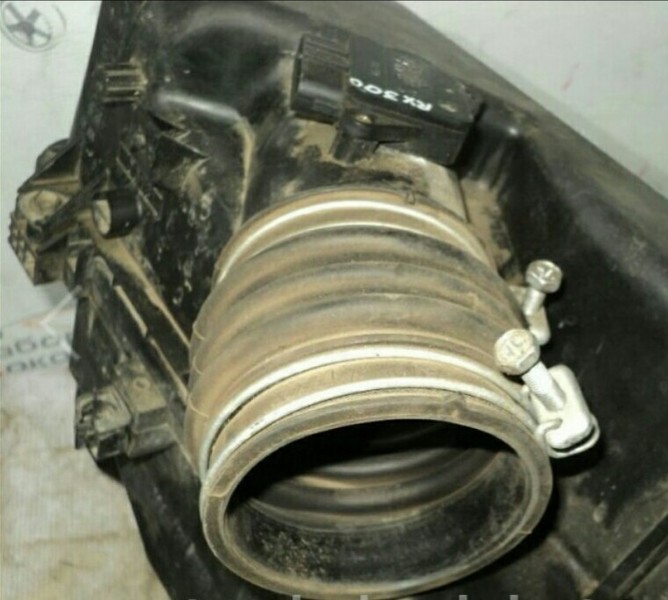 Патрубок врздуховода Lexus ES 300 2002 3.0 Бензин 