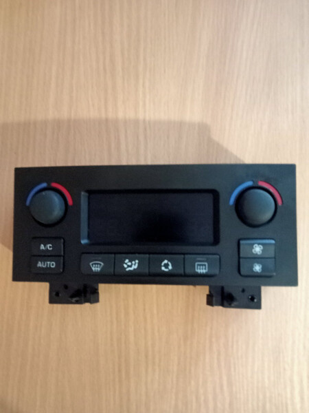 Блок управления печкой Citroen Berlingo б9 2008 хэтчбек  Электро 