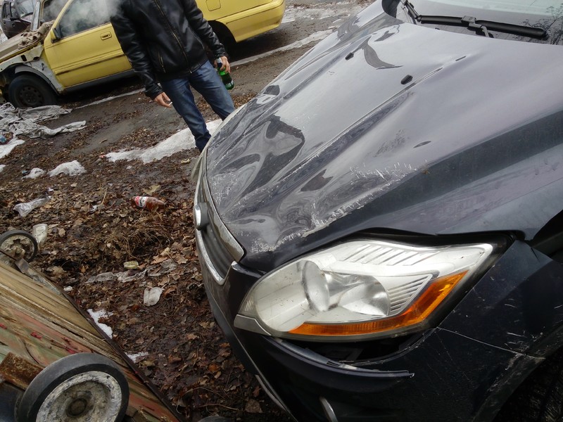 Капот Ford Kuga 2012 г.  2.0 л дизель Запорожье