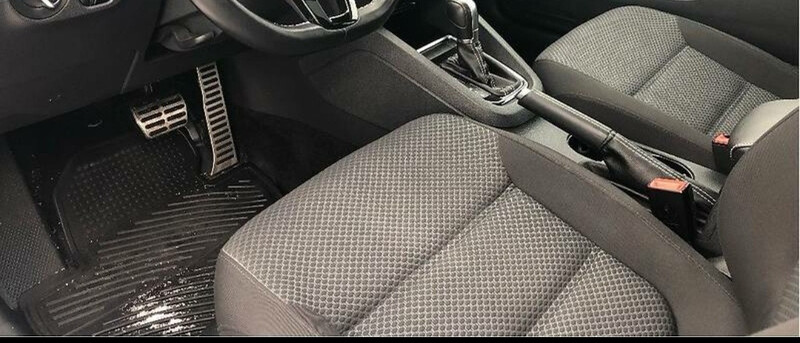 Водительское сиденье Volkswagen Jetta VI(2015+) 2015 1.8 Бензин Полтава