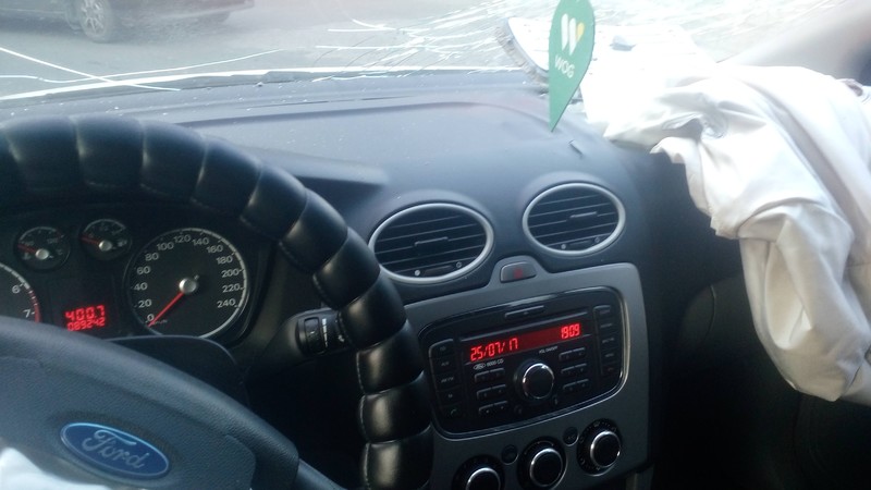 Торпеда Ford Focus хэтчбек 2011 г.  1.4 л бензин Энергодар