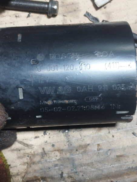 Стартер Volkswagen Touran  2005 универсал 1.6 Бензин Бердичев