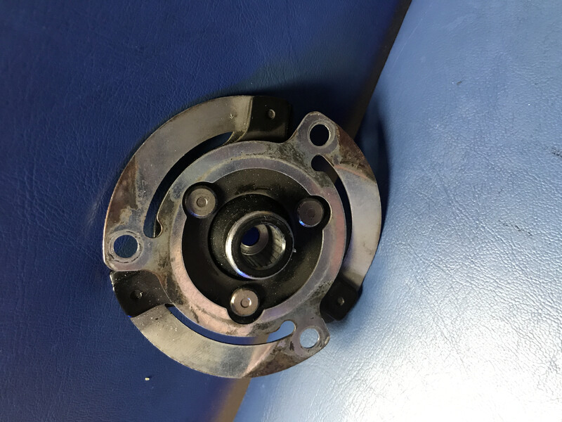 Прижимная пластина муфты Volkswagen Golf  2008 универсал 1.9 Дизель Вараш