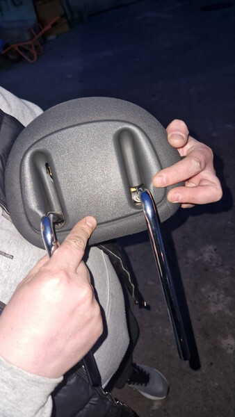 Подголовник задний Mercedes-Benz C-Class  2016 1.8 Бензин Ізмаїл