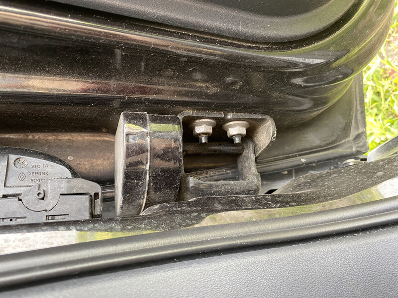 Обмежувач правих дверей Renault Megane 3  2009 універсал 1.6 Бензин Суми