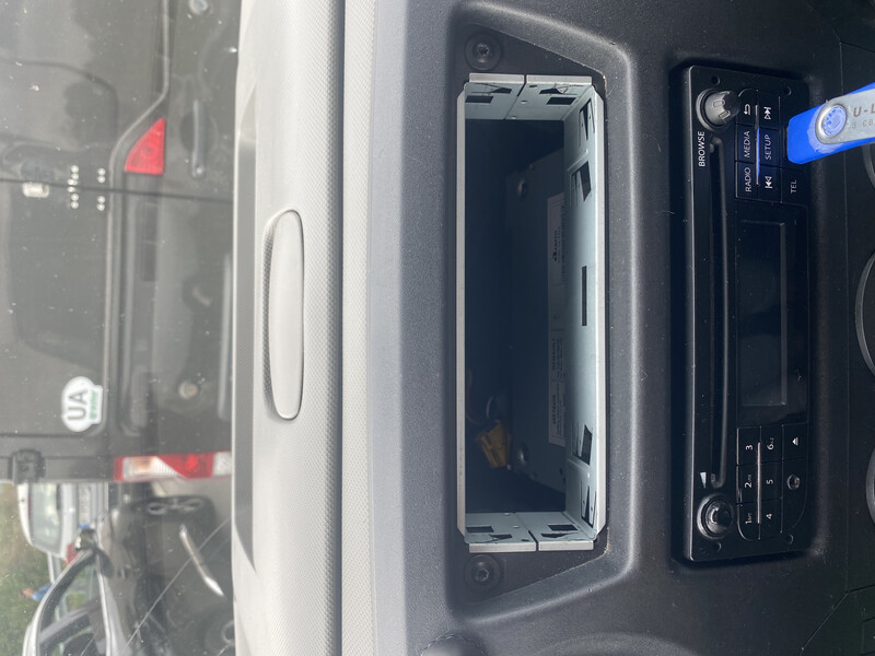 Заглушка магнитолы Renault Master  2016 2.3 Дизель 