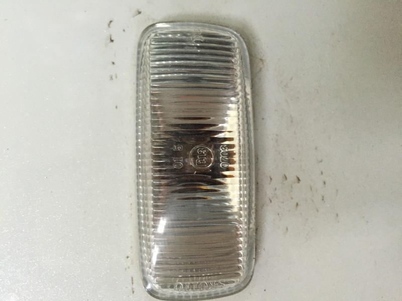 Дублирующий поворотник в крыле Chrysler 300C  2006 2.7 Бензин Винница