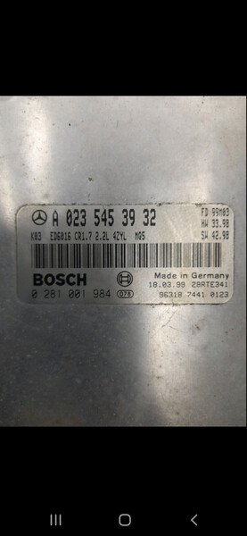 Електронний блок керування двигуном А 023 545 39 32   Mercedes Vito