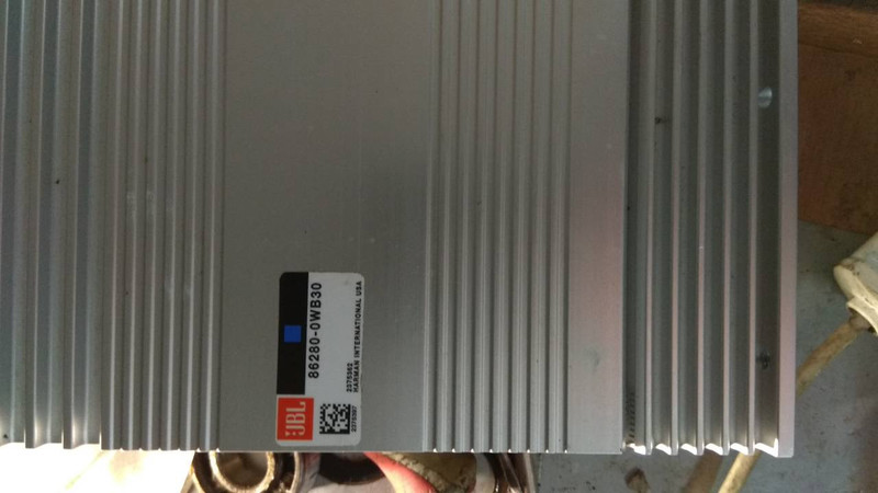 Усилитель музыки jbl Toyota Highlander  2013 111.1 Бензин 