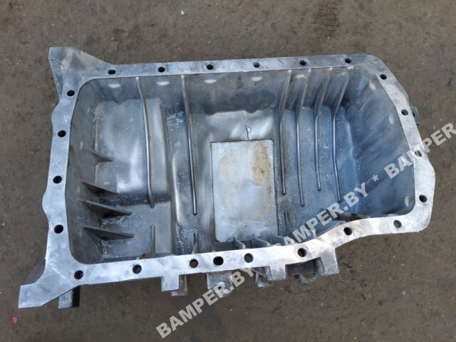 Поддон двигателя 7700599497   Renault Safrane