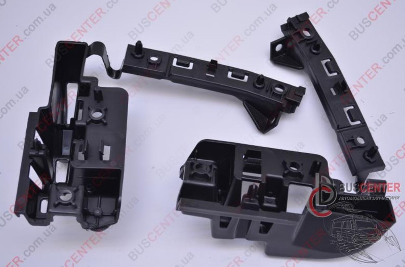 Правый кронштейн Citroen Berlingo  2011 універсал 2.0 Дизель 