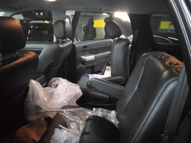Підголівник Toyota Sequoia  2019 5.7 Бензин 