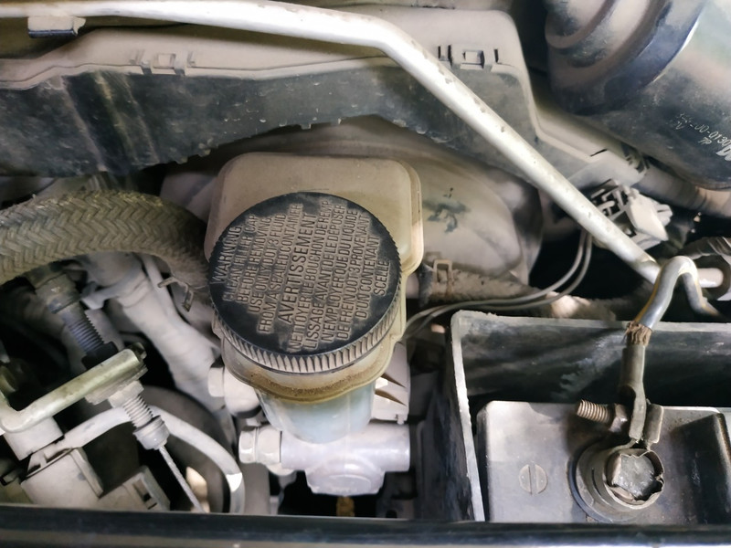 Главный тормозной вакумник Mazda 323 Ва 1997 2.0 Бензин 