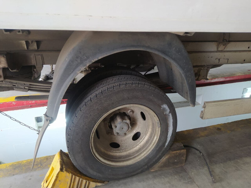 Крыло заднее Mercedes Sprinter 2013 г.  2.2 л дизель Полтава