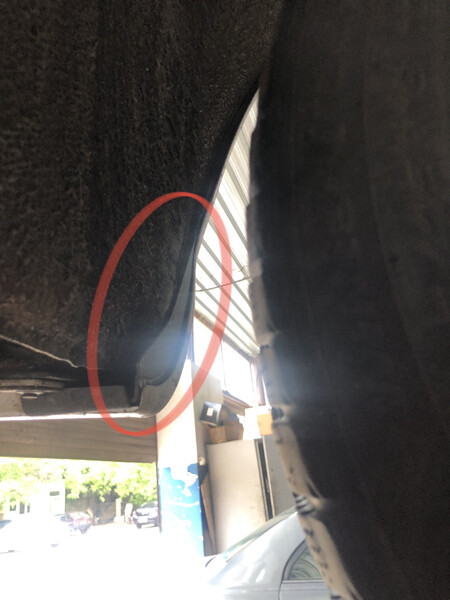 Накладка бампера Mercedes S-Class 2006 р.  3.5 л бензин Одеса