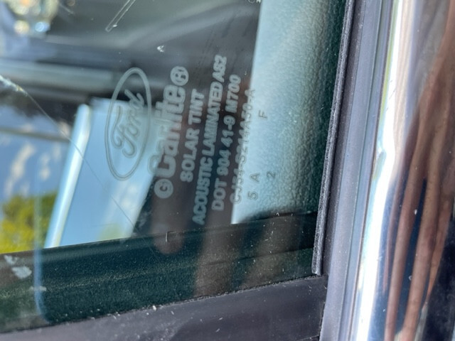 Стекло двери Ford Escape универсал 2016 г.  1.6 л бензин