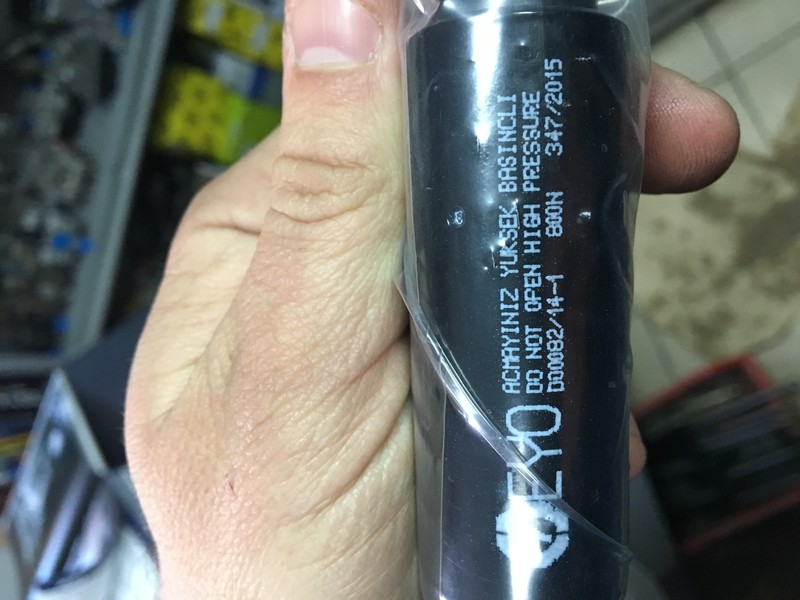 Амортизатор передний Mercedes O 404 1996 г.  12.0 л дизель Киев