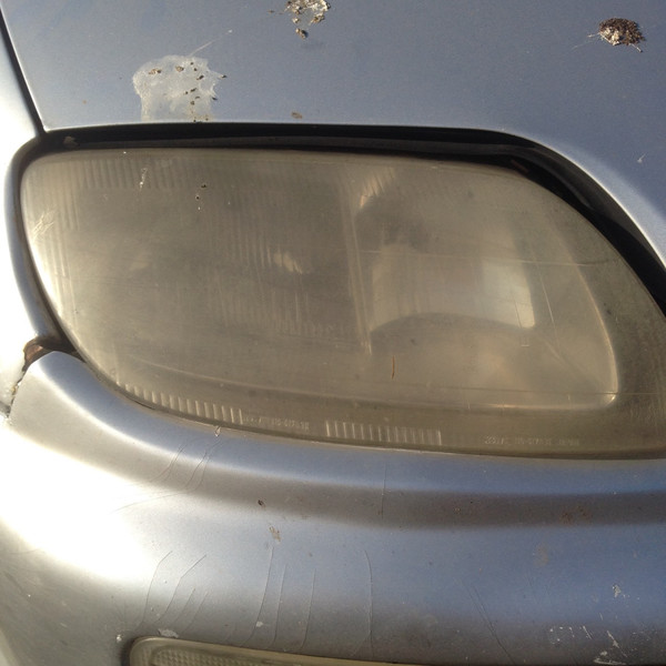 Фара правая Mazda 323 ВА купе 1998 г.  1.5 л бензин Киев