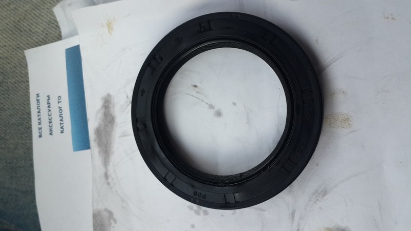 Сальник 39 56 7 Hyundai i10  2008 хетчбек 1.1 Бензин 