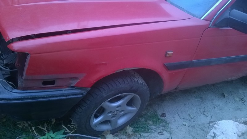 Крыло переднее правое и левое Toyota Carina пассажир 1988 1.6 Бензин Сумы