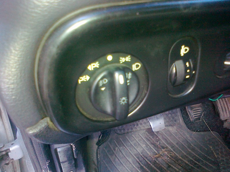 Переключатель света (габариты, ближний) Ford Mondeo 2  1998 1.8 Бензин Сумы