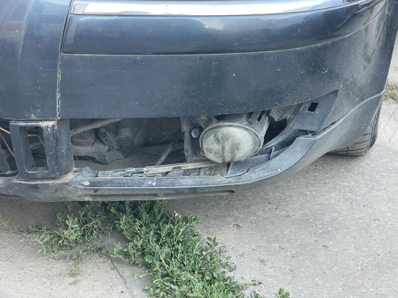 Заглушка бампера Volkswagen Passat B5 универсал 2004 г.  2.0 л бензин Харьков