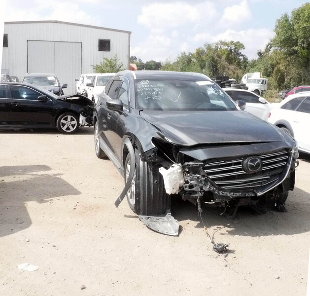 Передняя решетка в сборе Mazda CX-9  2018 2.5 Бензин Сумы