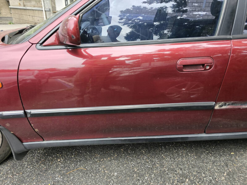 Молдинг двері Honda Accord  1998 1.8 Бензин 