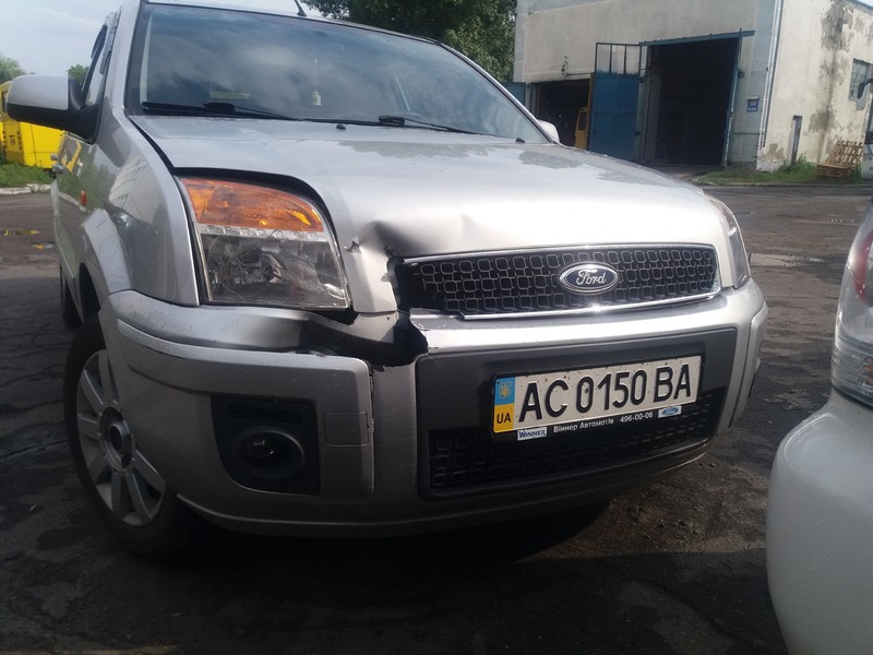 Капот 1532551   Ford Fusion