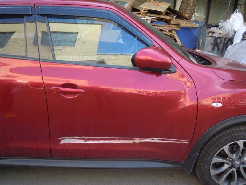 Дверь передняя правая голая Nissan Juke  2013 хэтчбек 1.6 Бензин Киев