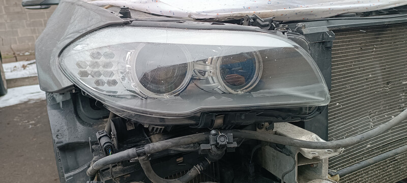 Фара передняя BMW 5 Series 2012 г.  2.0 л бензин Киев