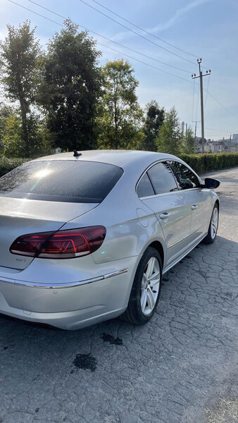 Молдинг заднего бампера правый Volkswagen Passat CC  2013 2.0 Бензин Киев