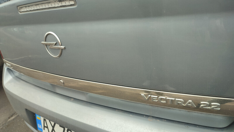 Накладка планка хромированная крышки багажника Opel Vectra  2008 2.2 Бензин 
