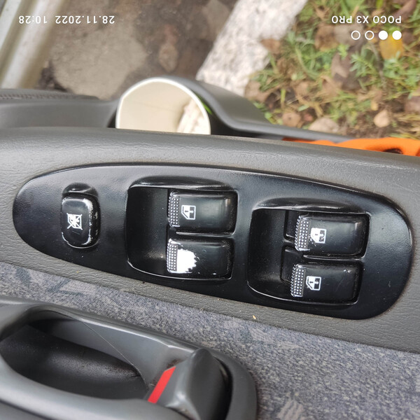 Стеклоподъемники пульт управления Kia Sephia  2003 1.6 Бензин Белая Церковь