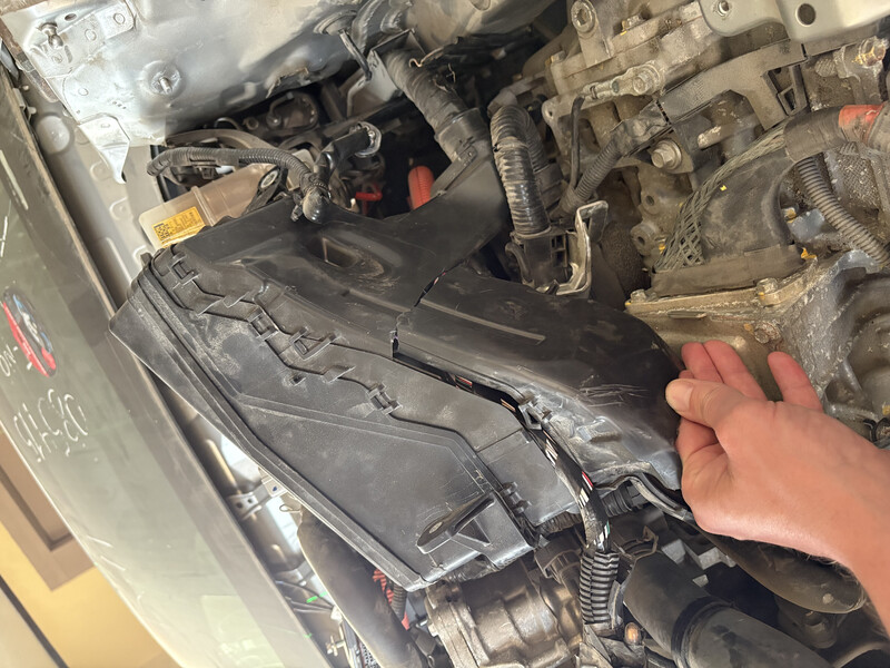 Корпус блоку запобіжників Lexus ES 2014 р.  2.5 л гибрид Буча