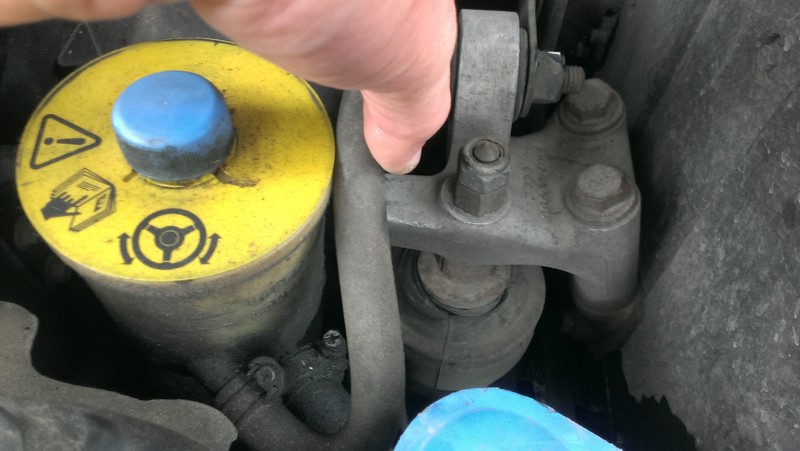 Подушка двигателя KKB 101890   Rover 25