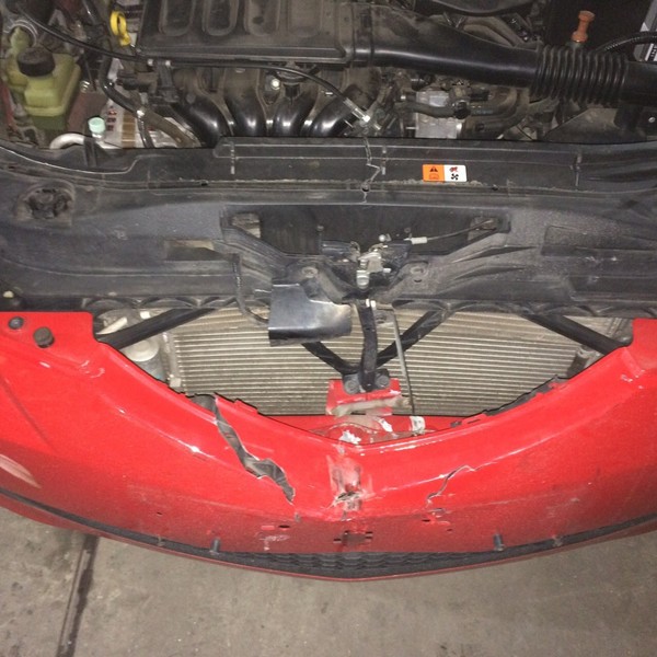 Бампер передний Mazda 3 BK  2008 2.0 Бензин Кривой Рог