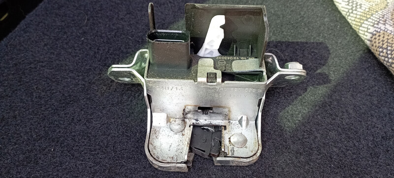 Замок ляды Volkswagen Sharan  2014 универсал 2.0 Дизель Мукачево