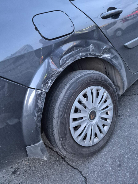 Крыло заднее правое 7751475051   Renault Megane