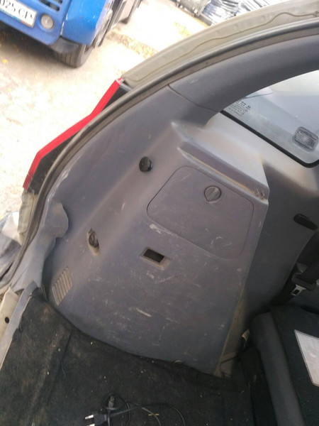 Обшивка багажника левая Hyundai Matrix  2005 универсал 1.8 Дизель Одесса