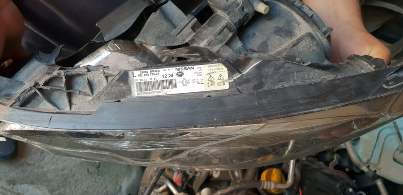 Фара передня Nissan Qashqai +2 2011 2.0 Дизель 