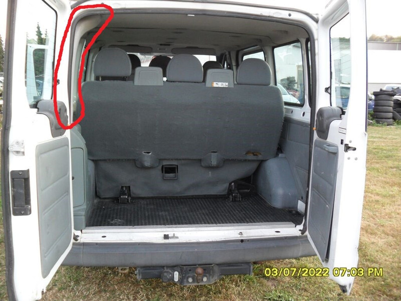 Воздоховод з задньої пічки на потолок Ford Transit  2004 2.0 Дизель Нововолынск