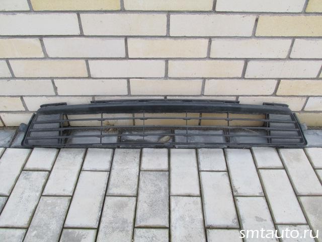 Решетка бампера 5311212230   Toyota Corolla