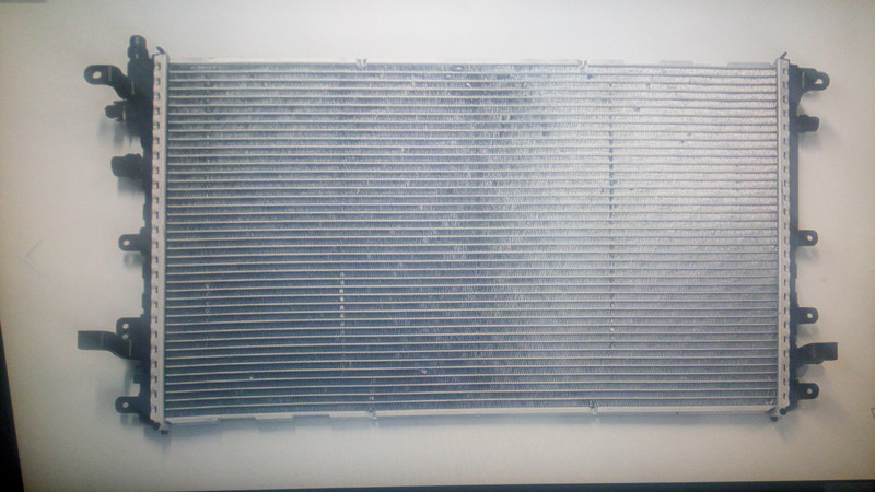 Радиатор охлаждения электроустановки и радиатор охлаждения двигателя Chevrolet Volt  2013 хэтчбек 1.4 Бензин Харьков