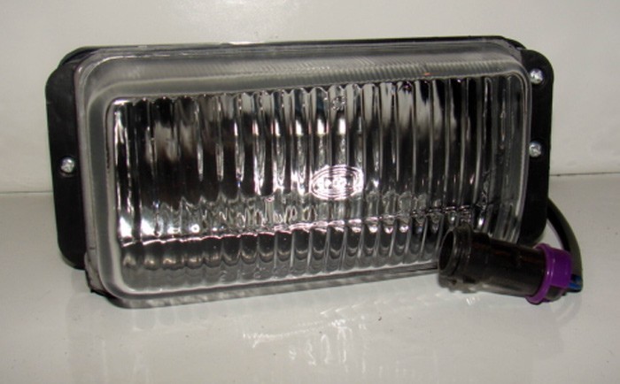 Противотуманная фара правая з рамкою Audi 100 C3  1989 універсал 2.0 Бензин 